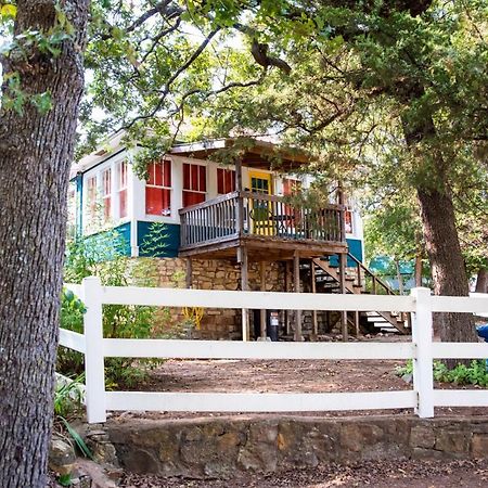 The Bluebird Cottage Style Cabin With Hot Tub Near Turner Falls And Casinos Davis Εξωτερικό φωτογραφία